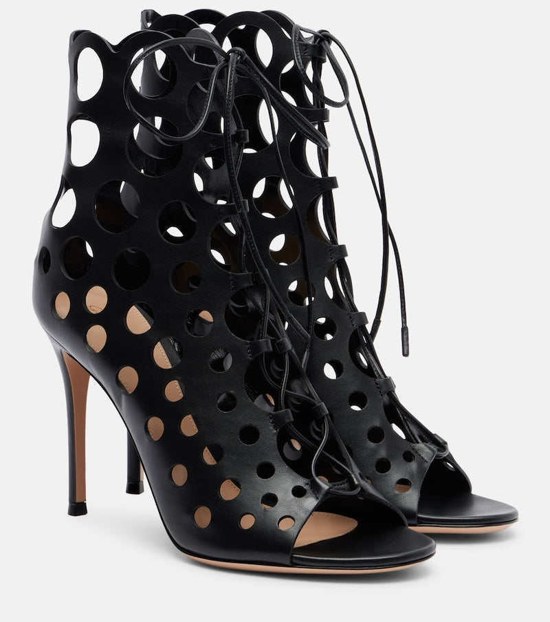 Gianvito Rossi 95 perforated leather pumps