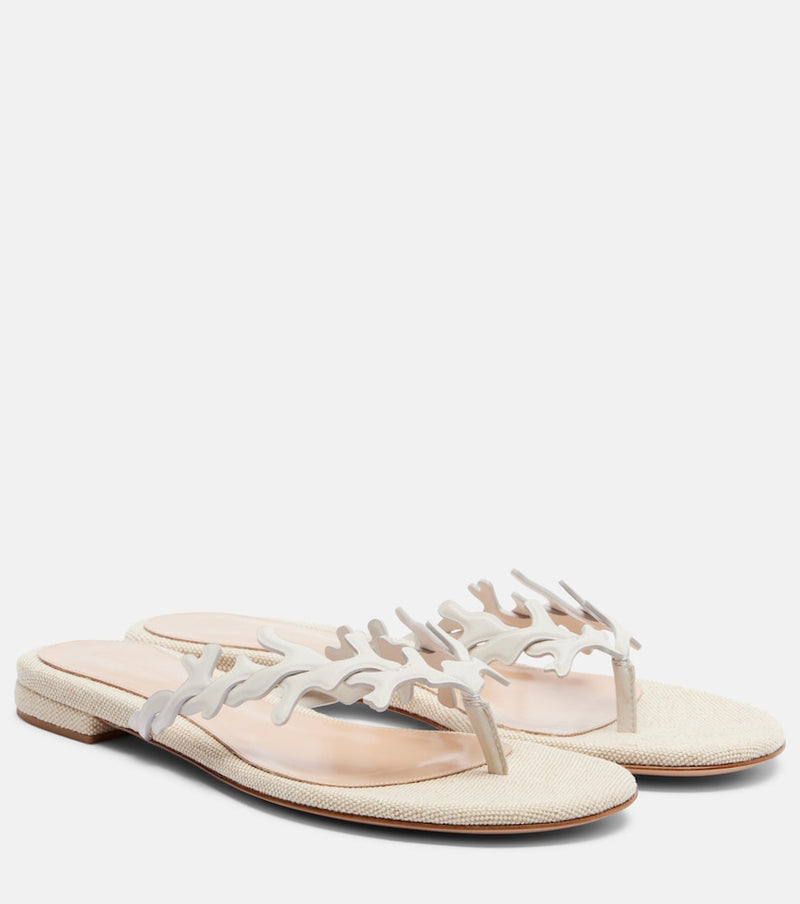 Gianvito Rossi Paros leather thong sandals in White