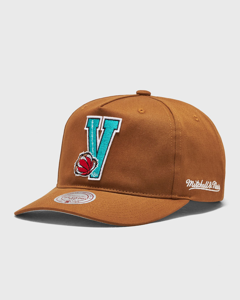 Mitchell & Ness NBA Letterman Deadstock Vancouver Grizzlies Brown