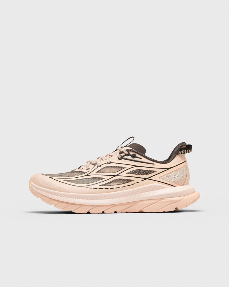 Hoka One One Mach Remastered Pink