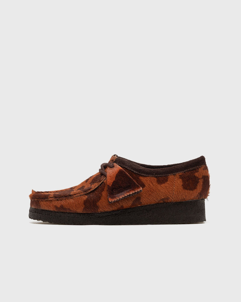 Clarks Originals Wallabee. Brown
