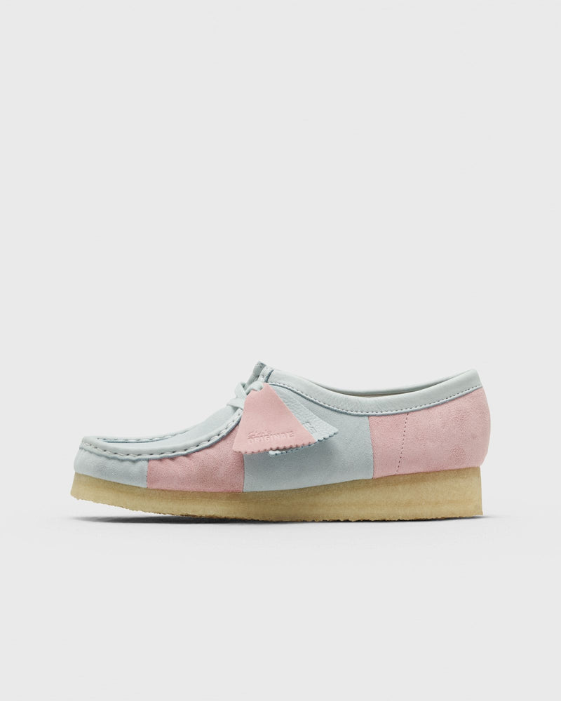 Clarks Wallabee. Blue|pink