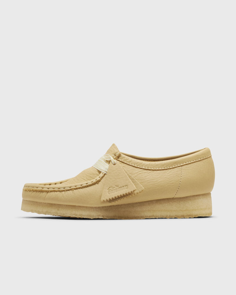 Clarks Wallabee. Yellow