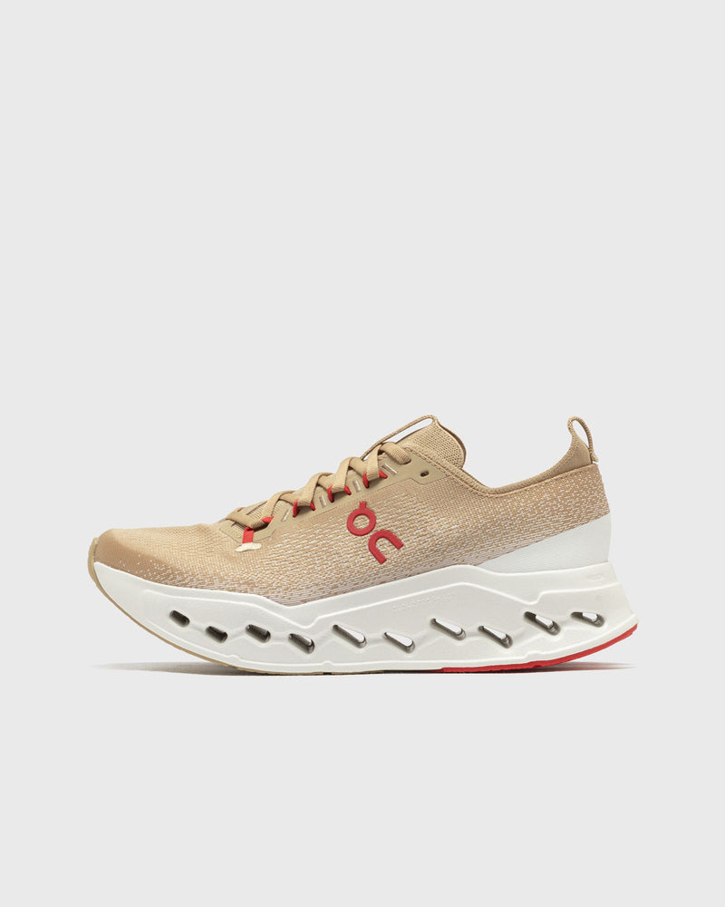 On Cloudsurfer Max Beige