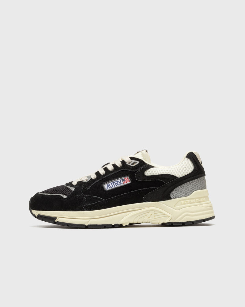 Autry Action Shoes Hyperway Low WOM Black