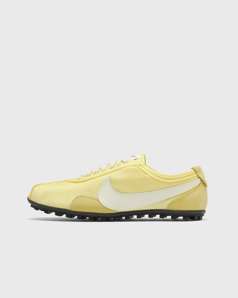 Nike Womens Moon Shoe OG Yellow