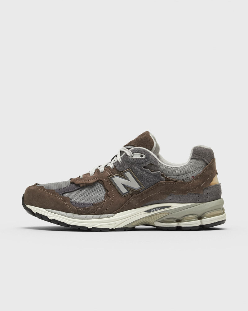 New Balance 2002 Brown
