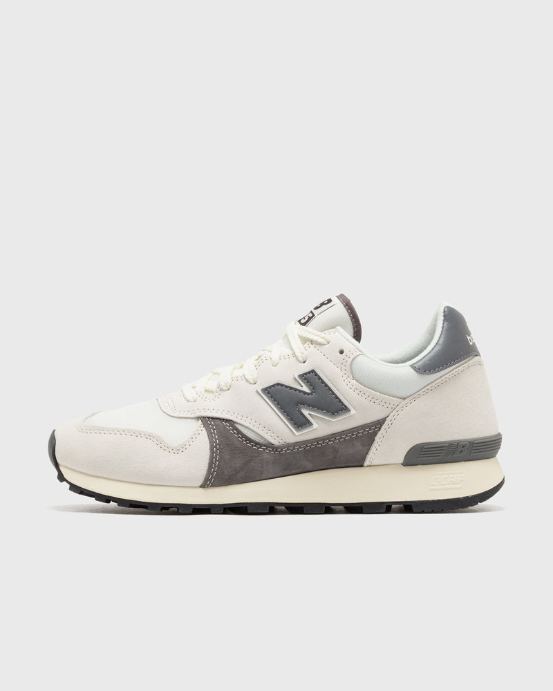 New Balance 475 Beige