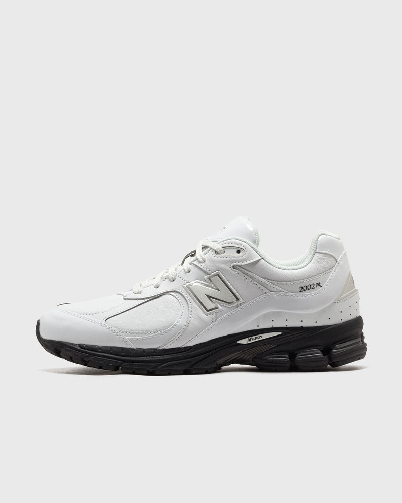 New Balance 2002 Black|white