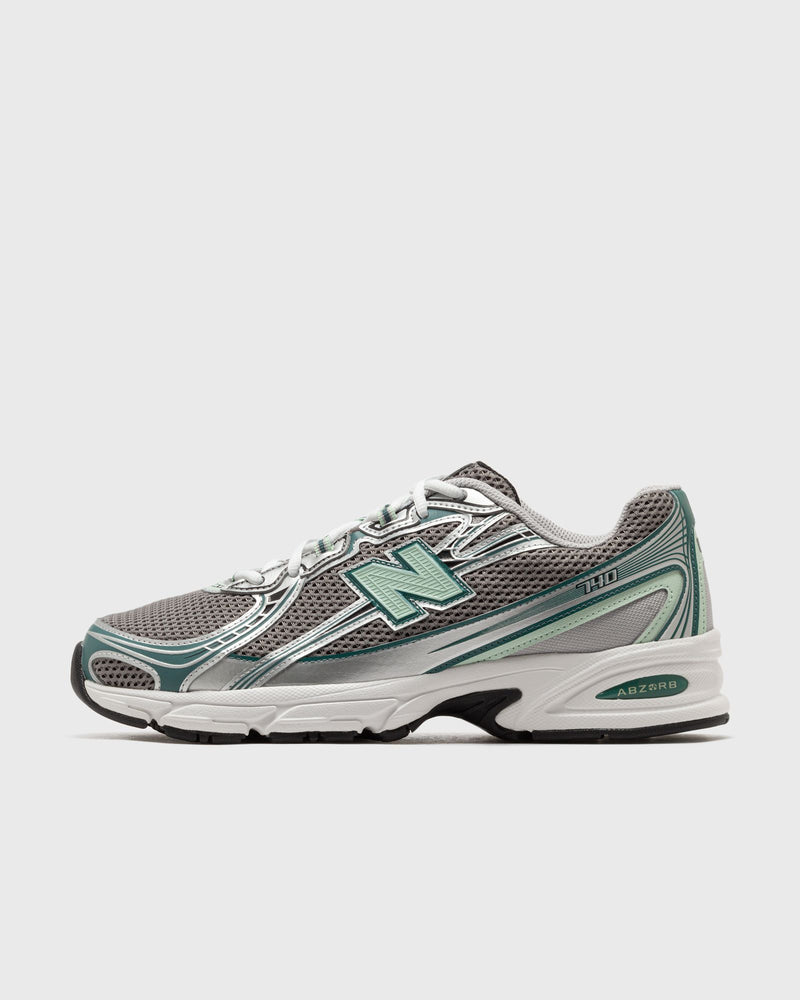 New Balance 740 Green