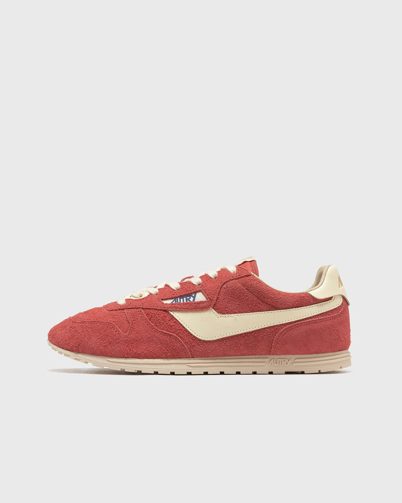 Autry Action Shoes Womens Windspin Low Red