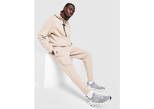 On Running Tech Track Pants brown