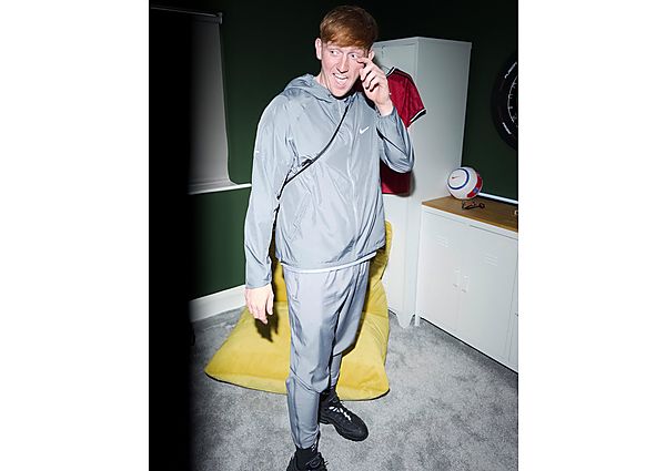 Nike Challenger Woven Track Pants grey