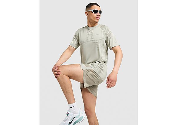 Nike Stride Plus T-Shirt green