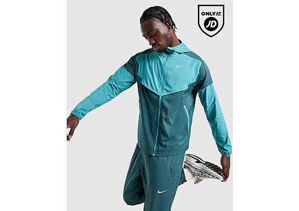 Nike Packable Jacket green