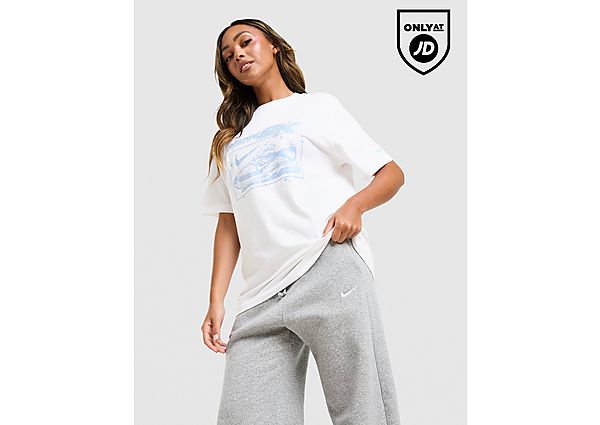 Nike Air Max Moto 2K Boyfriend T-Shirt white